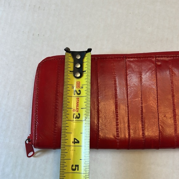 EEL SKIN VINTAGE RED WALLET - Picture 13 of 16